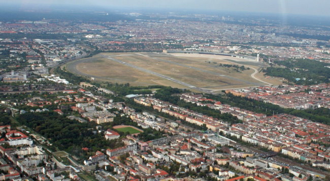 Whiskey-Route nach Berlin-Tempelhof